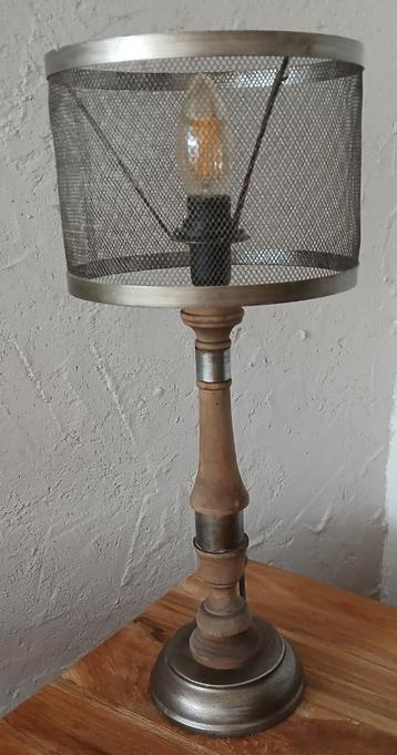 Tafellamp Geryon beschikbaar voor biedingen