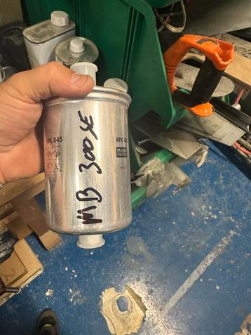 Brandstof filter voor een w126  beschikbaar voor biedingen