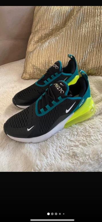 Nike air 270 beschikbaar voor biedingen