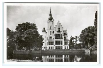 Vught, Gemeentehuis, achterzijde beschikbaar voor biedingen