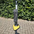 Karcher boenmachine FP303, Doe-het-zelf en Verbouw, Reinigingsmachines, Ophalen, Zo goed als nieuw, Overige typen