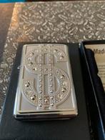 Zippo Dollar-embleem met Swarovski-kristallen., Verzamelen, Ophalen of Verzenden, Zo goed als nieuw, Aansteker