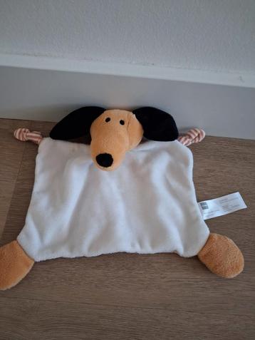 Knuffeldoekje Hema hond teckel doekje K9554 beschikbaar voor biedingen