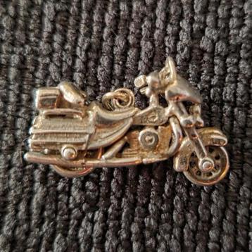 Harley Davidson Hanger (Zilver) beschikbaar voor biedingen