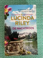 De nachtroos, door Lucinda Riley, Ophalen of Verzenden, Zo goed als nieuw, Lucinda Riley
