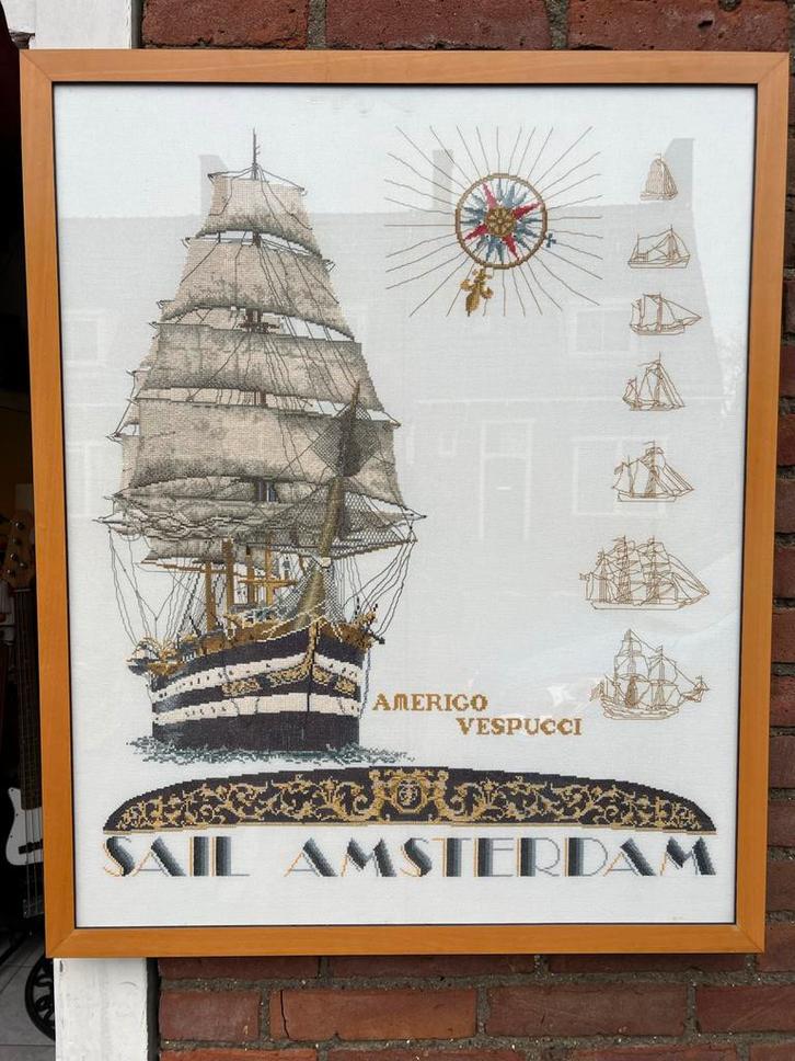Amerigo Vespucci Kruissteekwerk Ingelijst, Antiek en Kunst, Antiek | Kleden en Textiel, Ophalen of Verzenden
