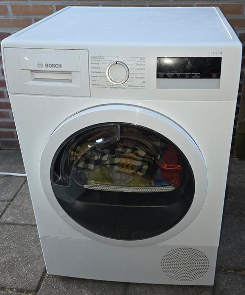 Bosch warmtepompdroger A++, Witgoed en Apparatuur, Wasdrogers, Zo goed als nieuw, Condens, 6 tot 8 kg, Minder dan 85 cm, Ophalen of Verzenden