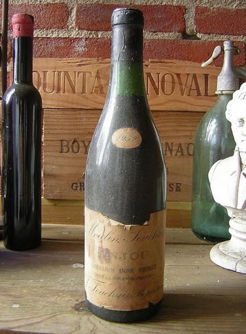 wijn 1959 Moulin Touchais.Anjou.Coteaux de Layon.65 Jaar Oud beschikbaar voor biedingen