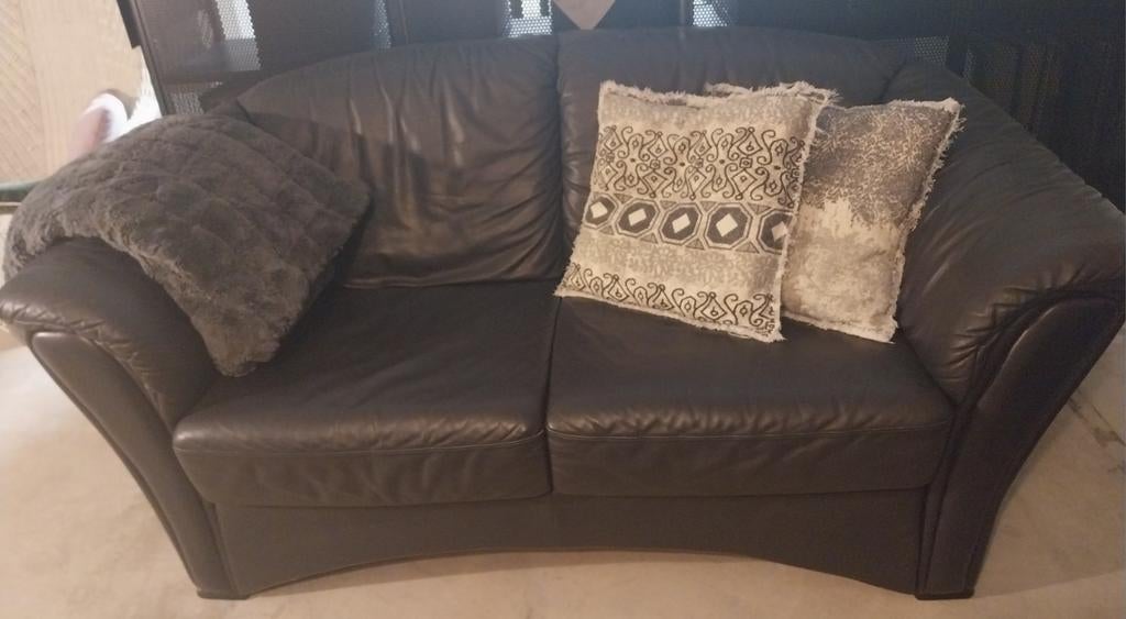 Donkerblauw leren bankstel: 2-zits en 2,5-zits bank, Huis en Inrichting, Banken | Bankstellen, Ophalen, Gebruikt, Minder dan 75 cm