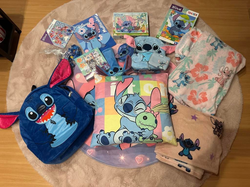 Stitch, Ophalen of Verzenden, Zo goed als nieuw, Versiering