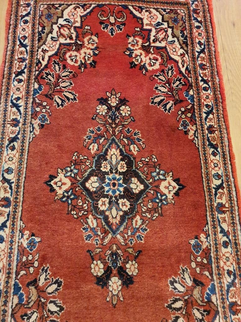 Vintage handgeknoopt perzisch tapijt sarough 150x66, Huis en Inrichting, Info@SlatsAntiek.nl, 100 tot 150 cm, Perzisch, Rechthoekig