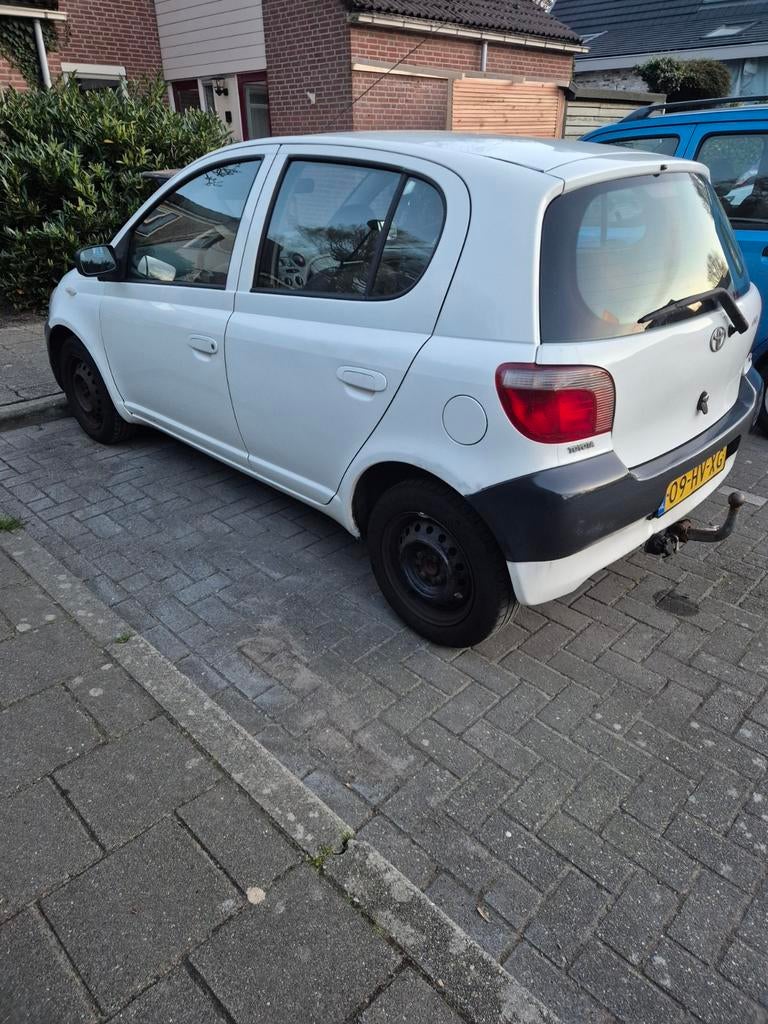 Toyota Yaris 1.0 15DR 2002 apk2027 trekhaak nieuw koppeling!, Voorwielaandrijving, 31 €/maand, 4 cilinders, 400 kg