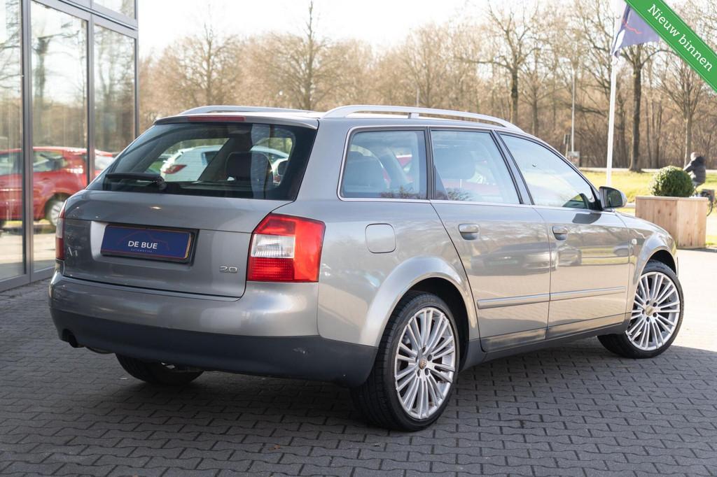 Audi A4 Avant 2.0 Exclusive|Nieuwe APK|Airco|Stoelverwarming, Auto's, Stof, Gebruikt, Zwart, 4 cilinders