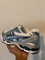 ASICS Gel-Kayano 14 - Zilver/Wit Sneakers, Ophalen of Verzenden, Zo goed als nieuw, Overige kleuren, Sneakers of Gympen
