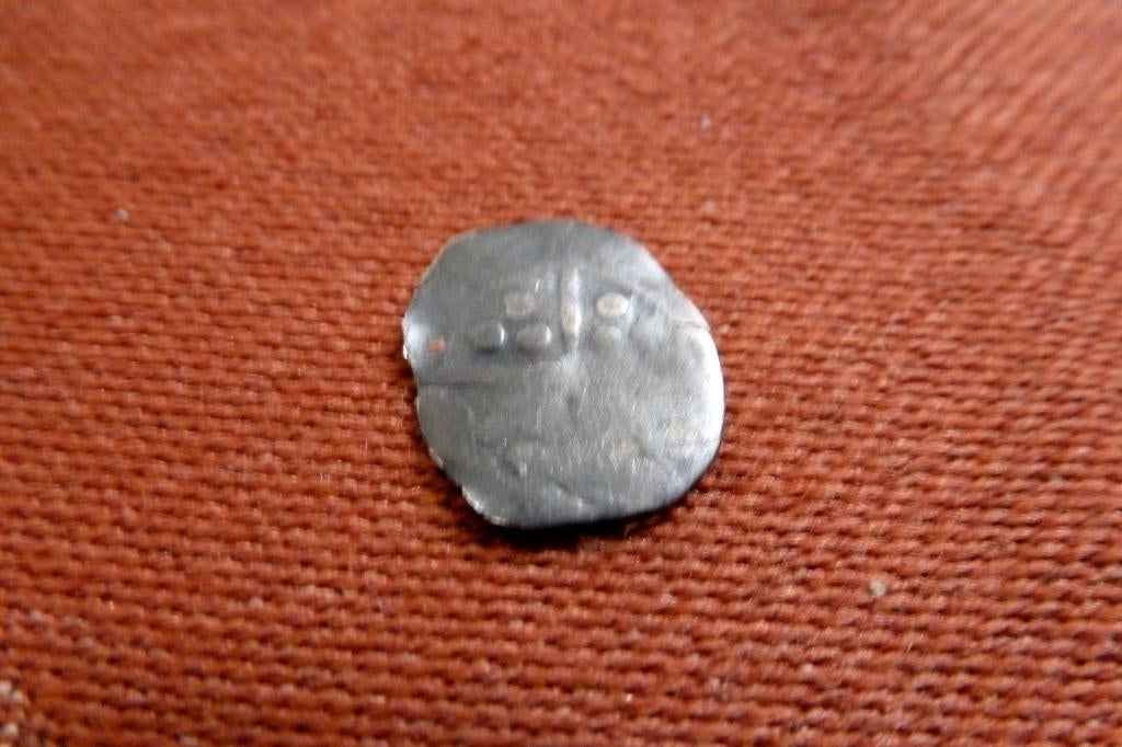 Vroeg middeleeuws zilveren muntje; bodemvondst!, Postzegels en Munten, Munten | Nederland, Vóór koninkrijk, Zilver, Losse munt