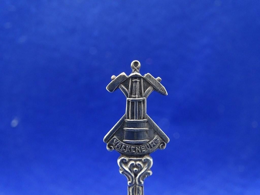 Lepeltje: Valkenburg, Antiek en Kunst, Antiek | Bestek, Verzenden