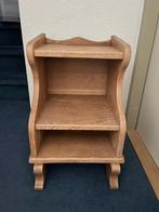Oisterwijk  eiken lectuur kastje, Ophalen, Zo goed als nieuw