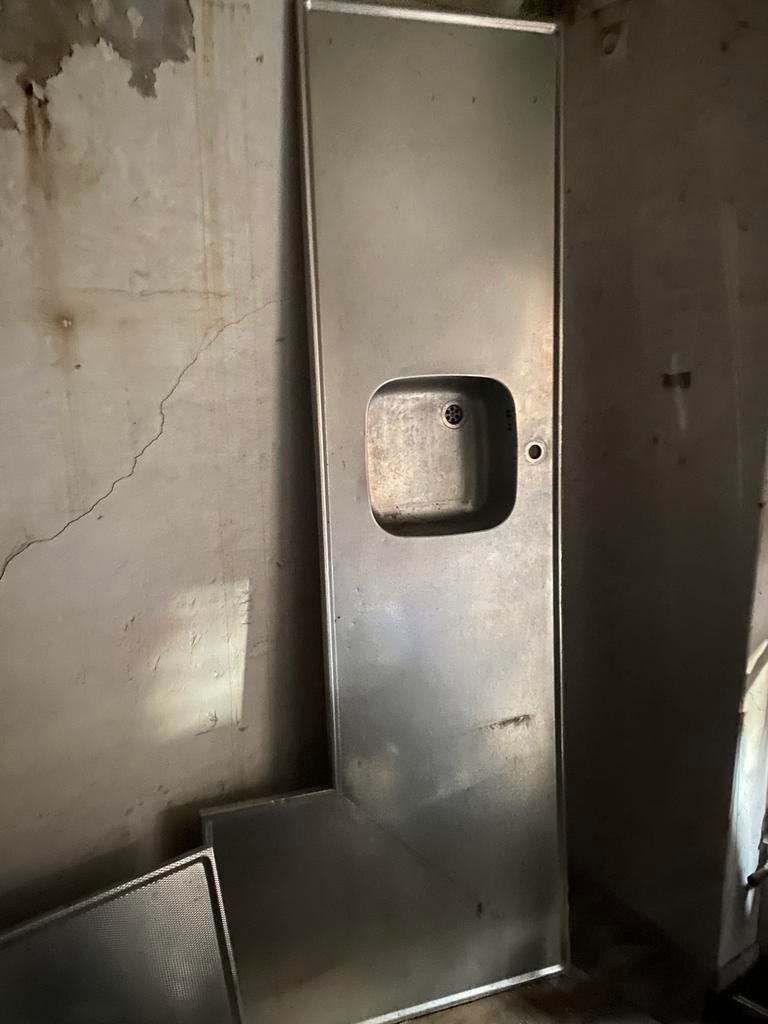 Rvs keukenblad hoekblad 90 x 230cm buitenkeuken bijkeuken, Huis en Inrichting, Woonaccessoires | Kamerschermen, Zo goed als nieuw