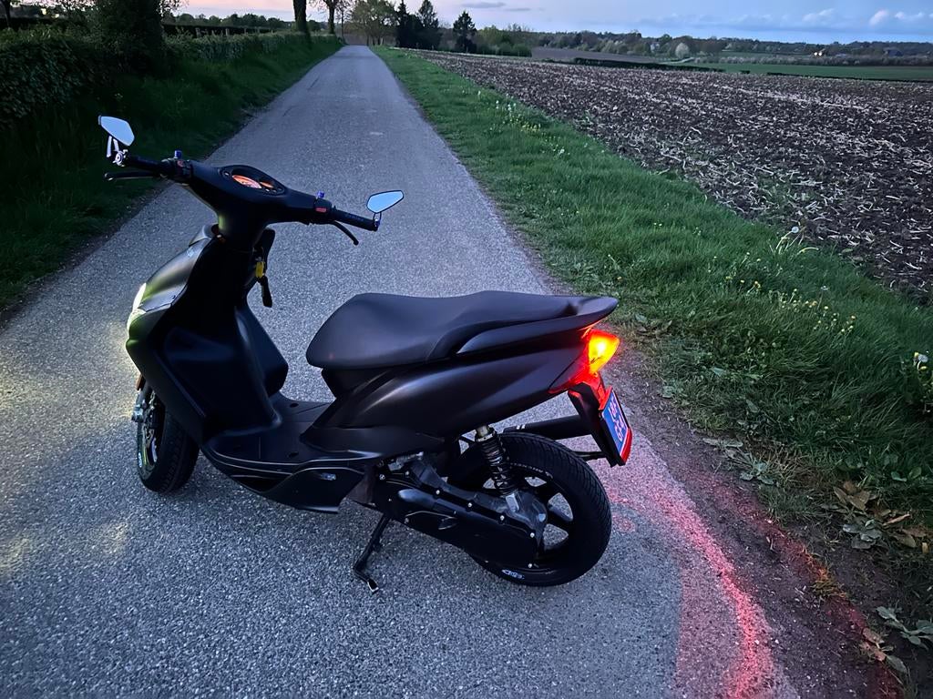 Snelle Yamaha Jog R, Ophalen, Gebruikt, Blok, Yamaha