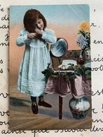 20-7-1904 Meisje kamt haar haar (SL), Ophalen of Verzenden, Voor 1920, Gelopen, Kinderen