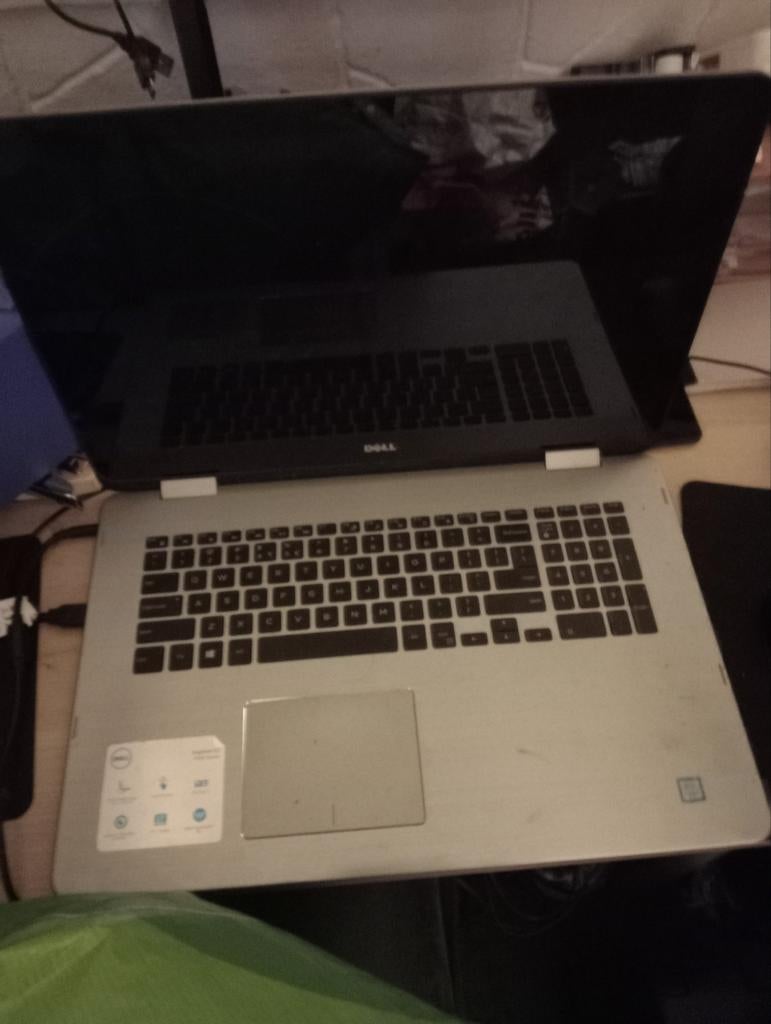 Dell Inspiron 17 7000 Series Laptop, Computers en Software, Windows Laptops, Ophalen, 2 tot 3 Ghz, 1 TB, 16 GB