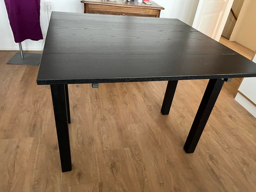 Ikea BJURSTA uitschuifbare eettafel - Zwart, Ophalen, Gebruikt, Tot twee personen, 50 tot 100 cm