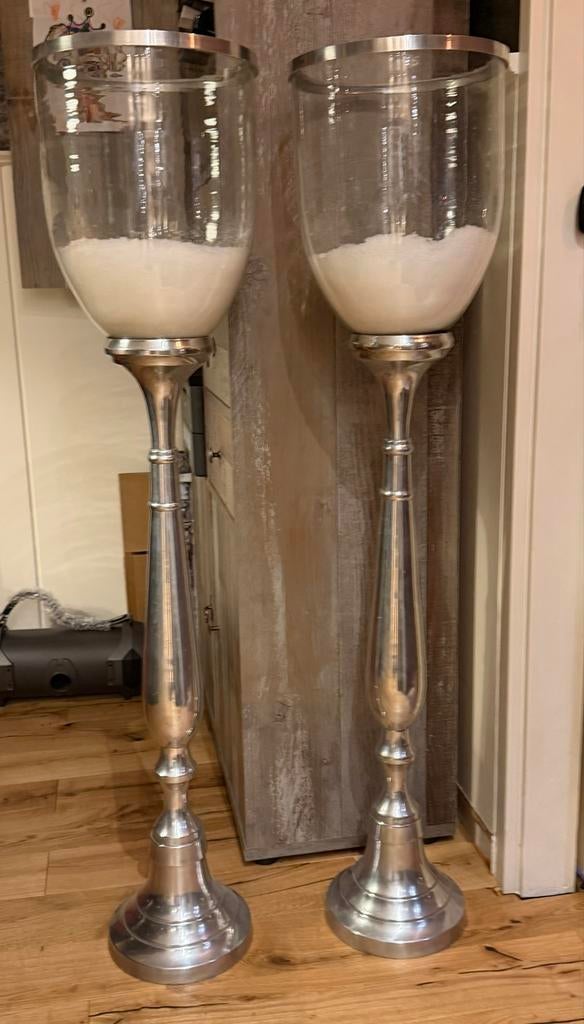 2 vloervazen zilverkleurig met glazen bovenkant, Ophalen, Overige materialen, Gebruikt, Overige kleuren