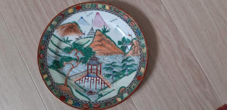 Chinees porseleinen bord, Antiek en Kunst, Antiek | Porselein, Ophalen of Verzenden