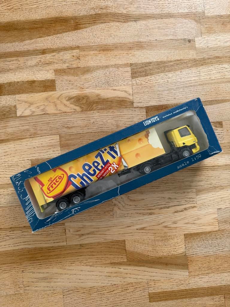 Nieuw in doos - lion toys, Hobby en Vrije tijd, Modelauto's | 1:50, Ophalen, Zo goed als nieuw, Bus of Vrachtwagen, Lion Toys