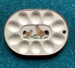 Vintage EierHouder met kip en Haan Design v gevulde eieren