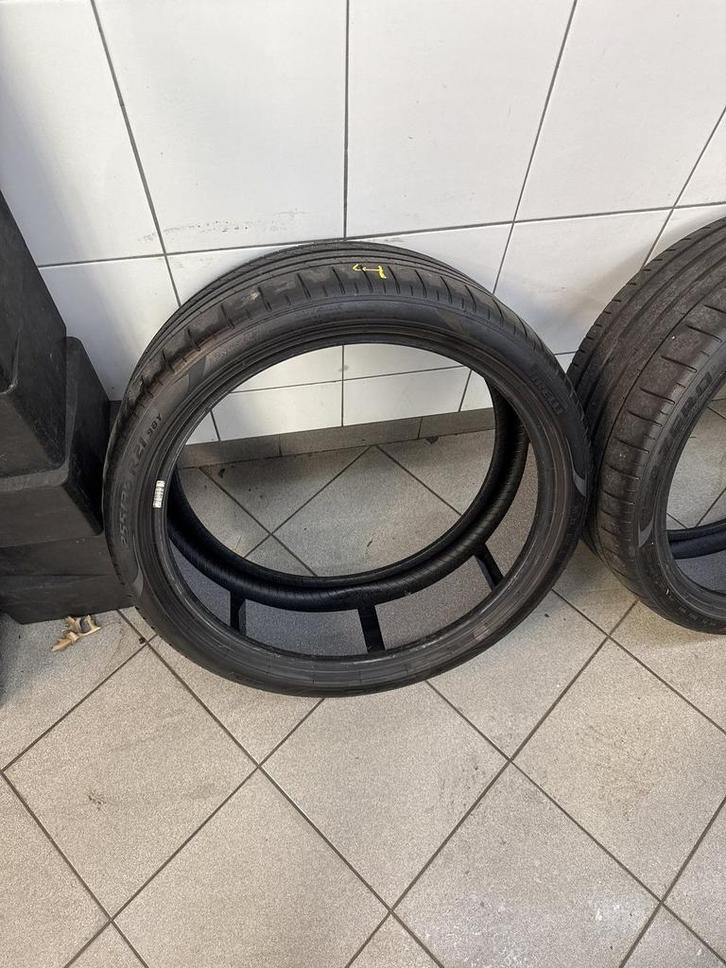 255/35R21 Pirelli P-zero, Auto-onderdelen, Banden en Velgen, Band(en), Zomerbanden, 21 inch, Personenwagen, Gebruikt, Ophalen of Verzenden