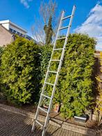 Stevige ladder 3 meter lang, 10 tredes, Doe-het-zelf en Verbouw, Ladders en Trappen, Ophalen, Zo goed als nieuw, 2 tot 4 meter