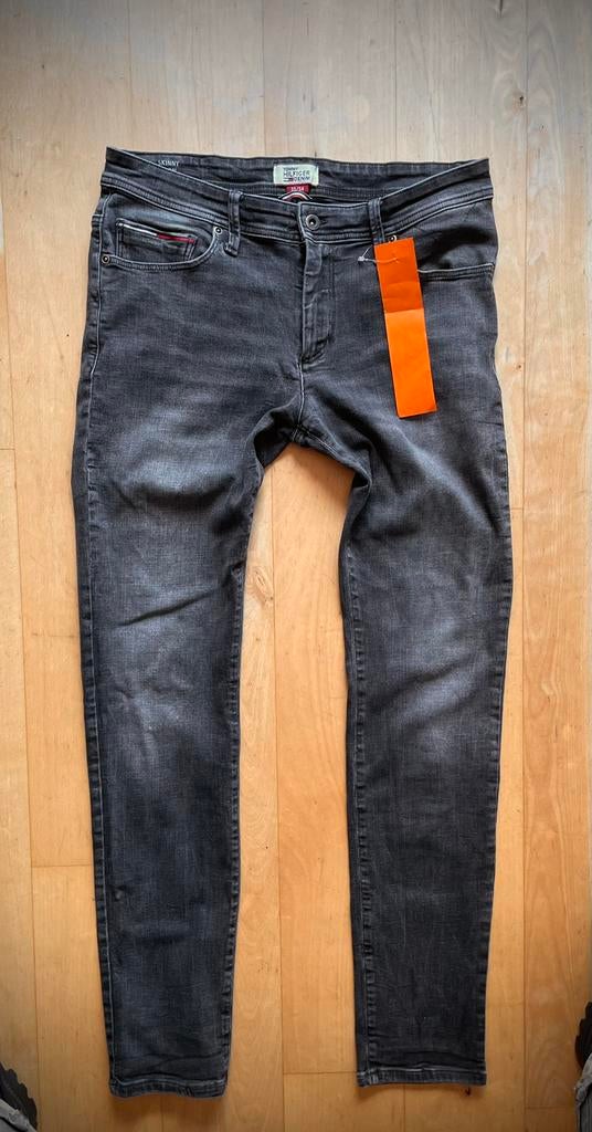 Tommy Hilfiger Skinny Simon jeans spijkerbroek W33 L34 grijs, Ophalen of Verzenden, Zo goed als nieuw, Grijs, W33 - W34 (confectie 48/50)
