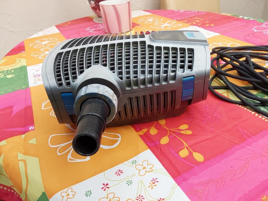 Oase AquaMax Eco Premium 8000 vijverpomp, Ophalen of Verzenden, Gebruikt, Vijverpomp