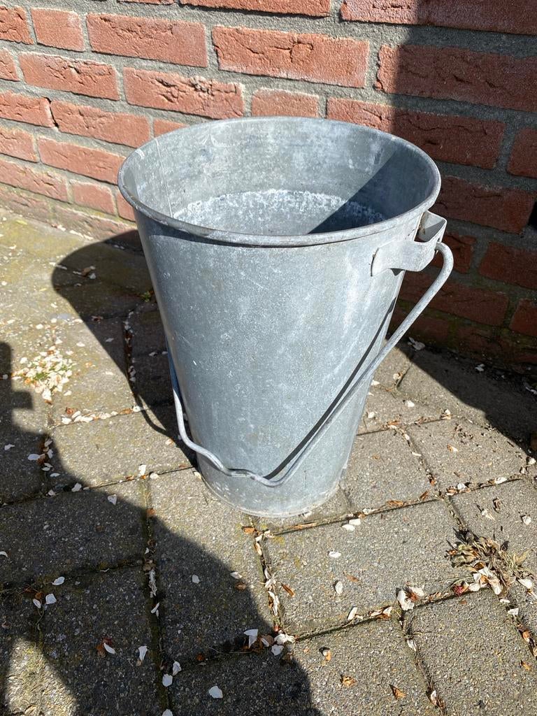 Zinken emmer - 23 cm doorsnede, 35 cm hoog, Ophalen, Gebruikt, Zink, Met handgreep