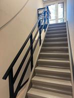 Traphek, staal, gepoedercoat RAL 9005 fijn-structuur, Ophalen