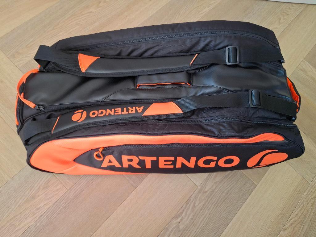 Grote tennistas Artengo, Sport en Fitness, Tennis, Ophalen of Verzenden, Zo goed als nieuw, Tas, L2