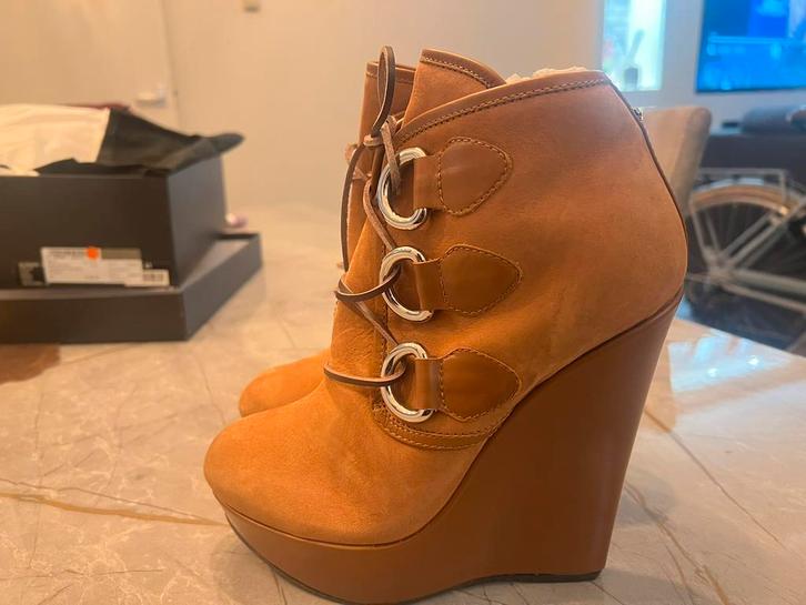 Dsquared2 lage/enkellaarzen, Kleding | Dames, Schoenen, Nieuw, Lage of Enkellaarzen, Bruin, Ophalen of Verzenden