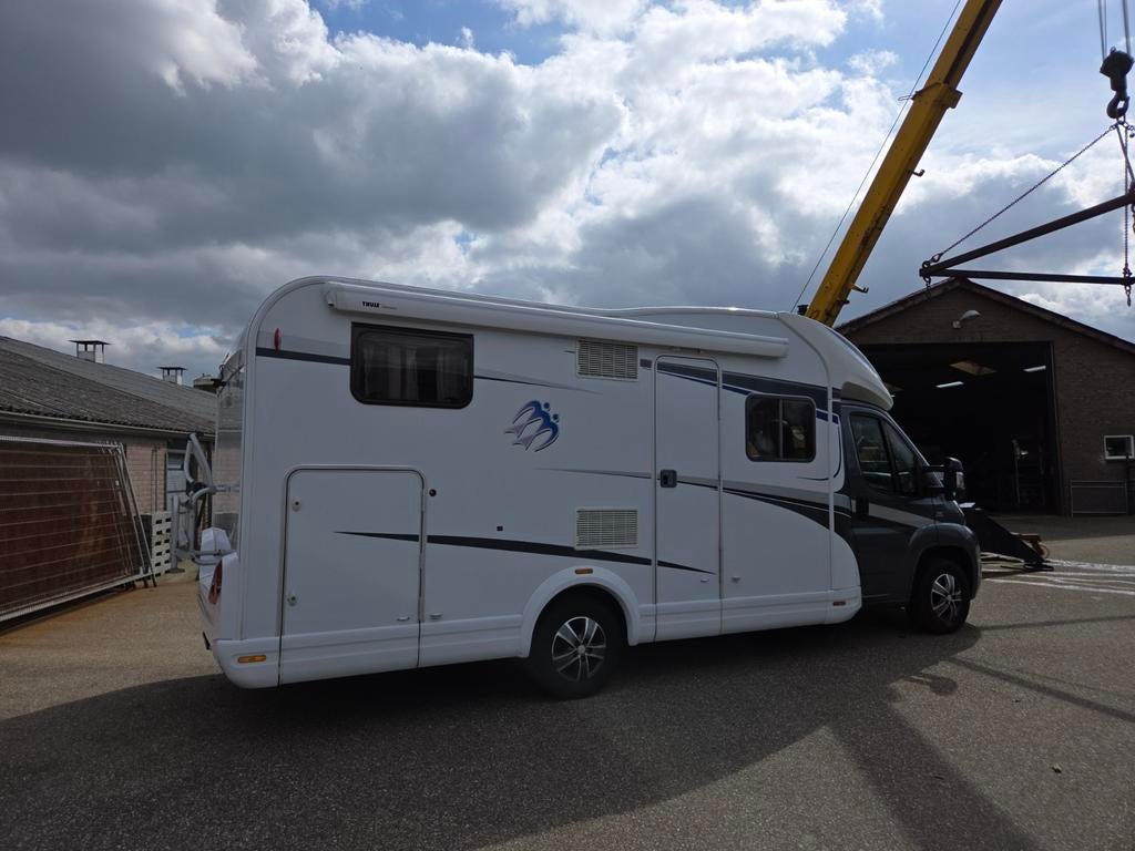Knaus Skywave 650 MG  AUTOMAAT 2014, Caravans en Kamperen, Campers, Particulier, Ophalen