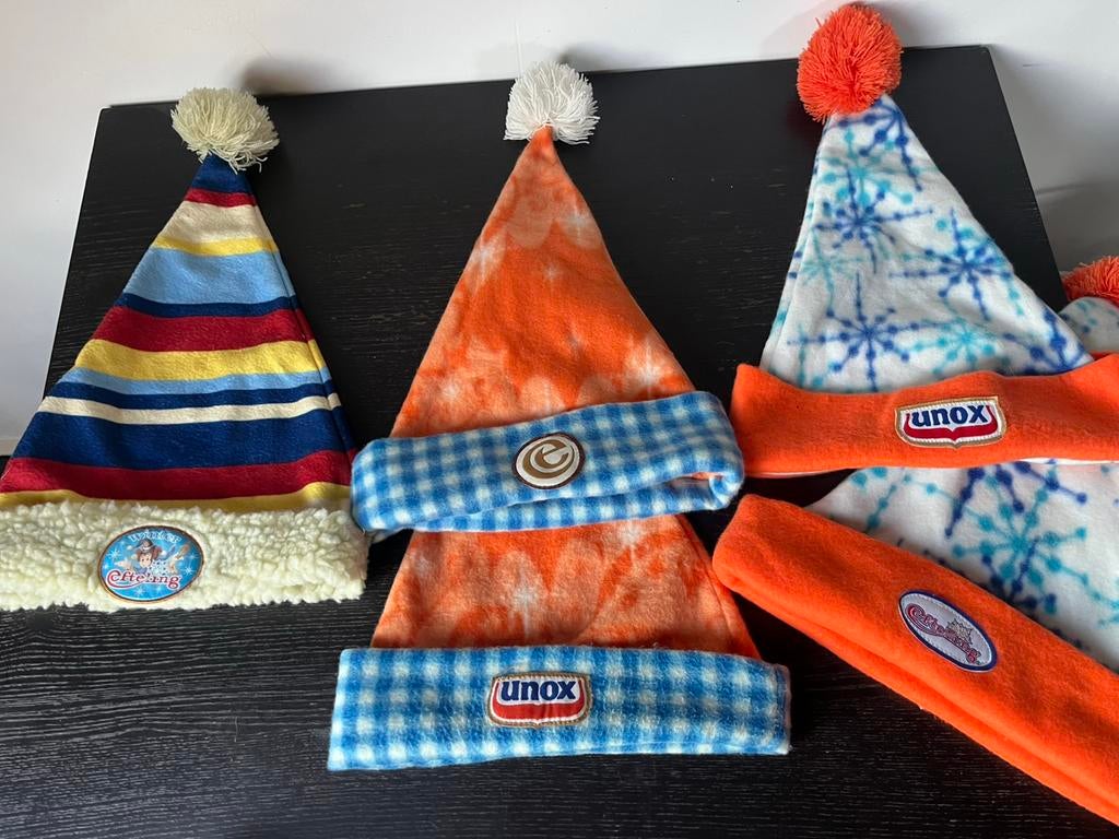 5 vijf leuke unox mutsen uit de winter Efteling muts, Verzamelen, Efteling, Zo goed als nieuw, Ophalen of Verzenden