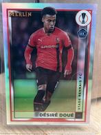Désiré Doué Merlin Topps kaart 133 Refractor, Ophalen of Verzenden, Zo goed als nieuw, Buitenlandse clubs, Spelerskaart