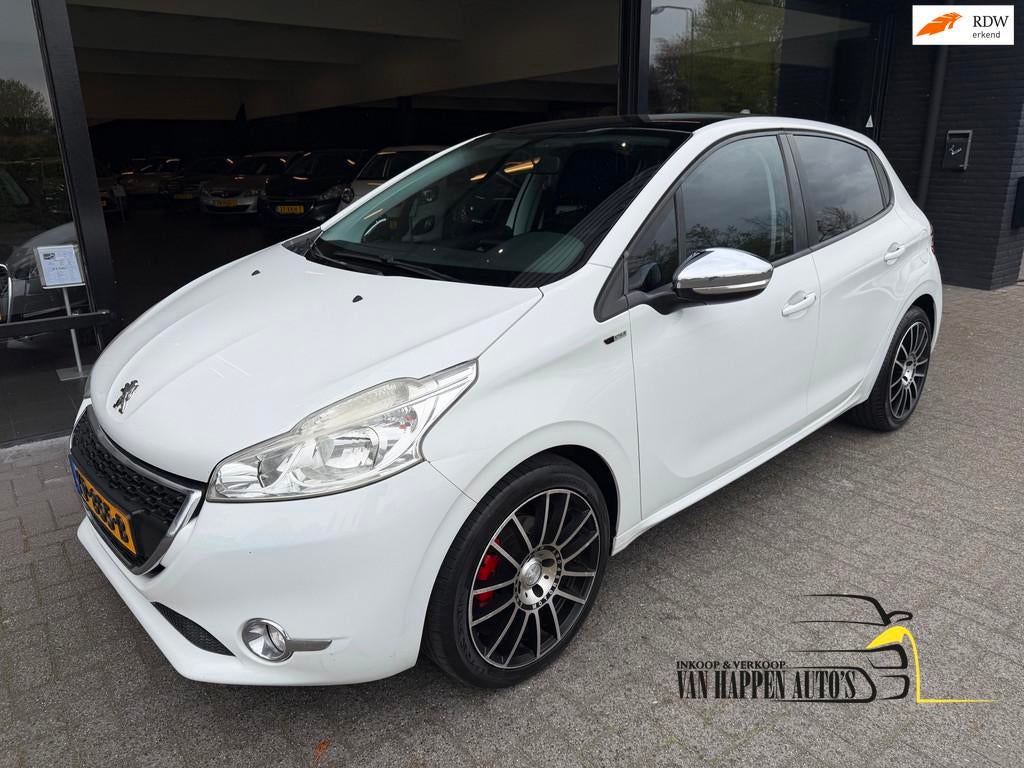 Peugeot 208 1.2 VTi Allure, Auto's, Voorwielaandrijving, Euro 5, Gebruikt, 31 €/maand