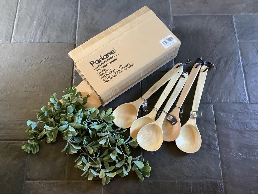 NIEUW set van 11 houten decoratie lepels Parlane, Huis en Inrichting, Woonaccessoires | Overige, Ophalen of Verzenden, Nieuw