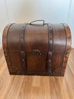 Houten opbergkist met metalen details, Ophalen, Gebruikt, 50 tot 100 cm, Minder dan 50 cm