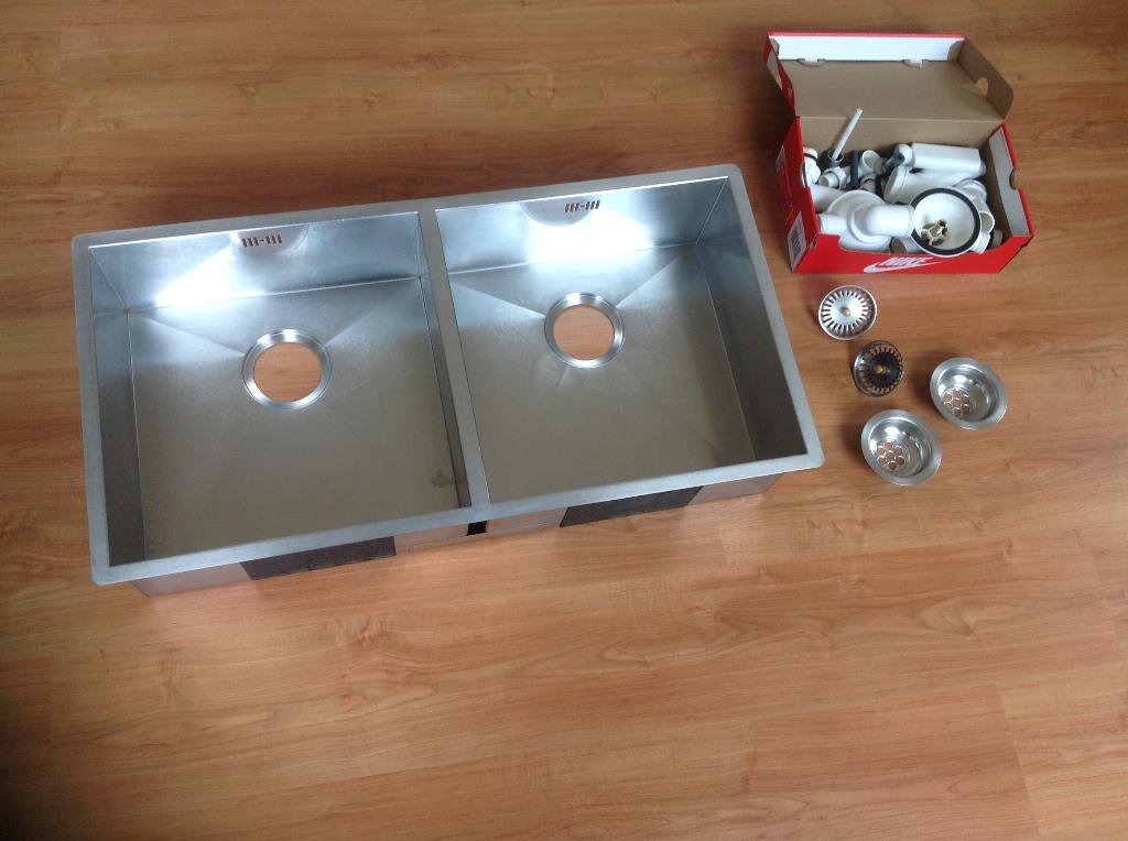 Zerox Blanco dubbele spoelbak, Ophalen, 50 tot 100 cm, Zo goed als nieuw, Minder dan 25 cm
