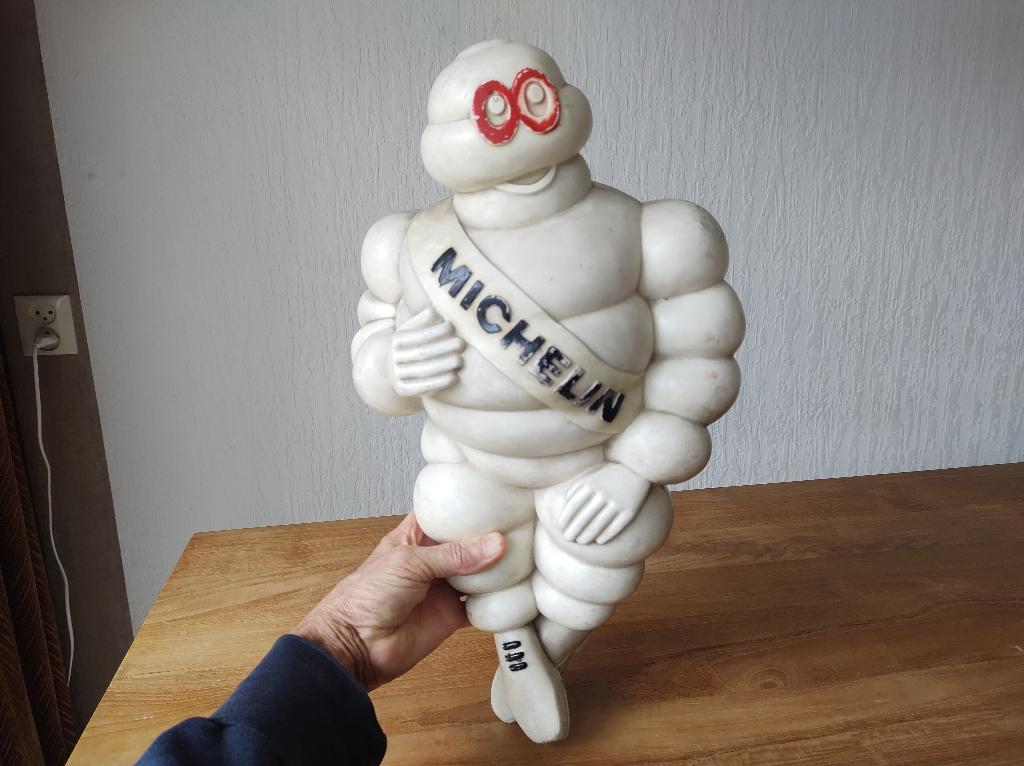 Oud Michelin man bibendum beeldje jaren 50 of 60 Frankrijk, Ophalen of Verzenden, Gebruikt