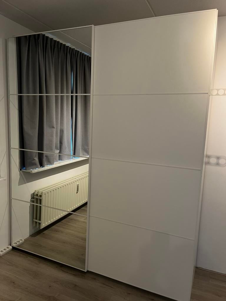 Ikea PAX kast met schuifdeuren, inrichting en verlichting, Gebruikt, 200 cm of meer, 200 cm of meer, 50 tot 75 cm