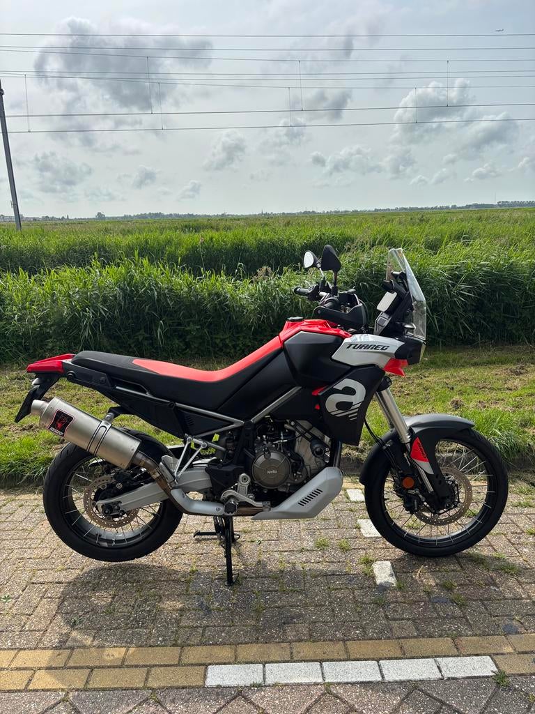 Aprilia tuareg 660 2022 35kw, Motoren, Motoren | Aprilia, 2 cilinders, Enduro, Minimaal motorrijbewijs A2, Handgeschakeld