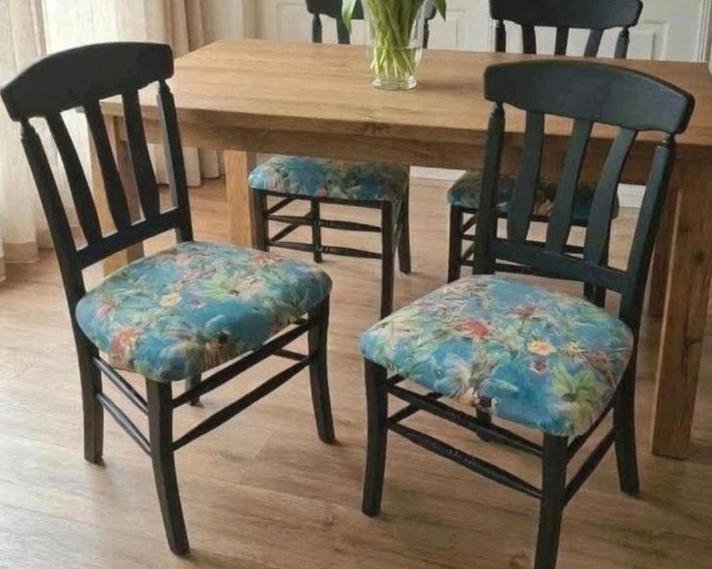 4 houten stoelen zie omschrijving MOET SNEL WEG!, Ophalen, Gebruikt, Zwart, Vier