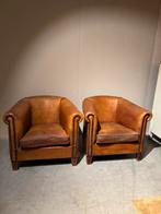 2 Schapenleren Clubfauteuils Vintage Geleefd, Gebruikt, Stoer Vintage Geleefd, 50 tot 75 cm, Leer